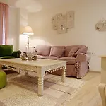 Hotel Viii